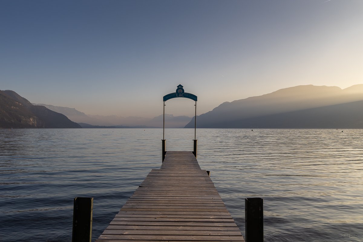Au crépuscule, sur le Lac du Bourget